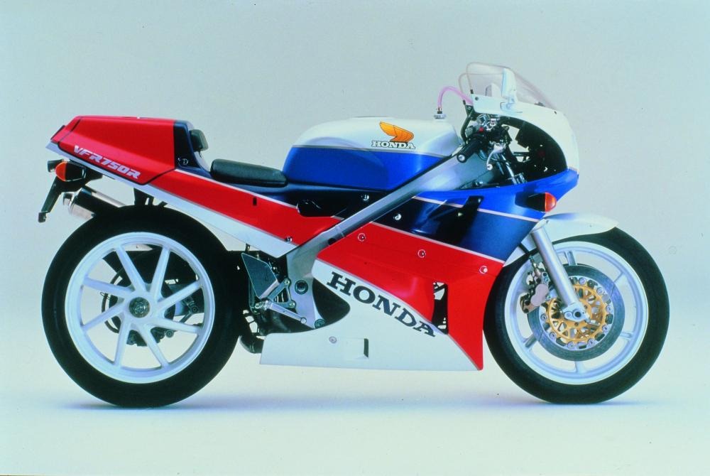 MOTO REDIVIVE (HONDA)